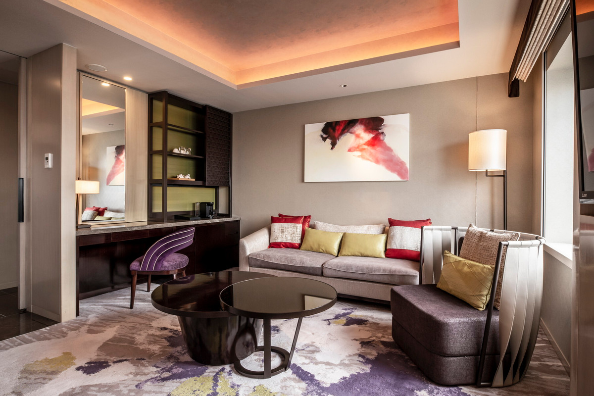 スイート/ソファ側