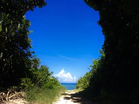 島の休日 ヨイサーマー Sunset Beach House / 1