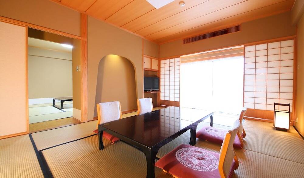 和室一例(10畳＋7畳) / 1