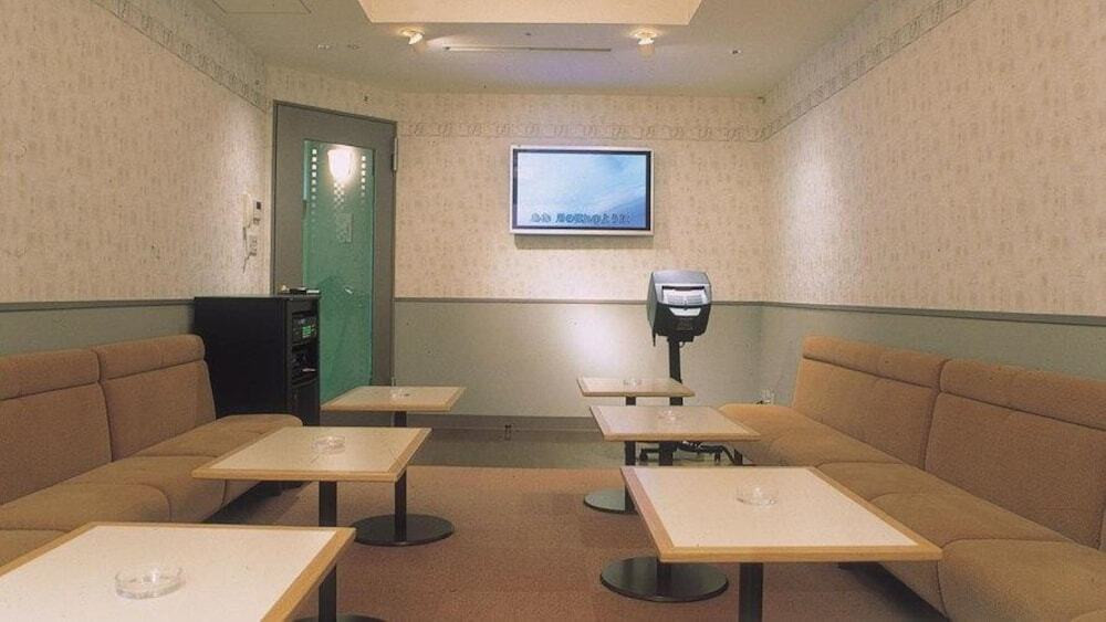 カラオケ ルーム