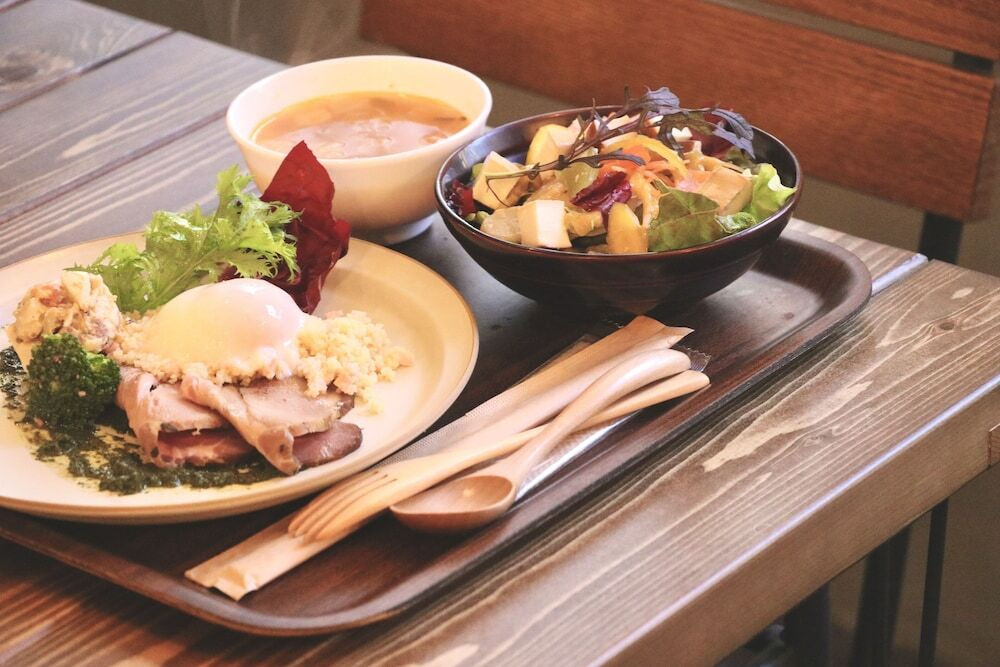 ホテルステイ中、暮らしの“幸せ”についてヒントがもらえるかも3561660