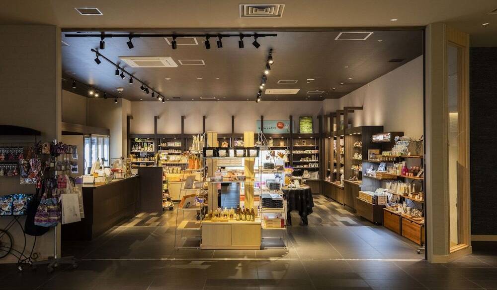 売店 / 2