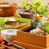 季節のスムージーで
はじまる優しい朝食 / 1