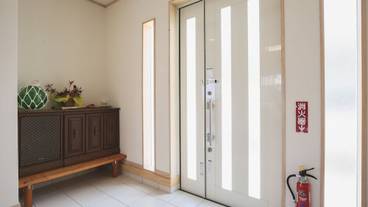 内部エントランス / 2