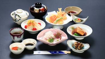 食事・飲み物 / 7