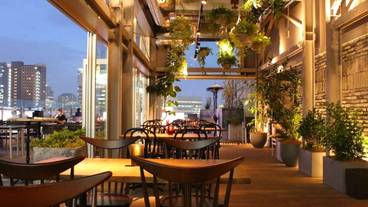 バー「roof top bar & terrace G」② / 10