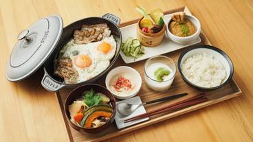 食事・飲み物 / 2