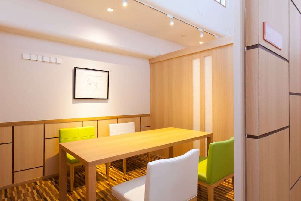 旅館のお食事処