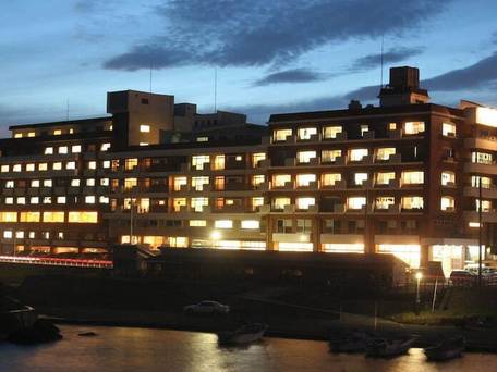 味覚と眺望の宿 ホテル南海荘 / 2