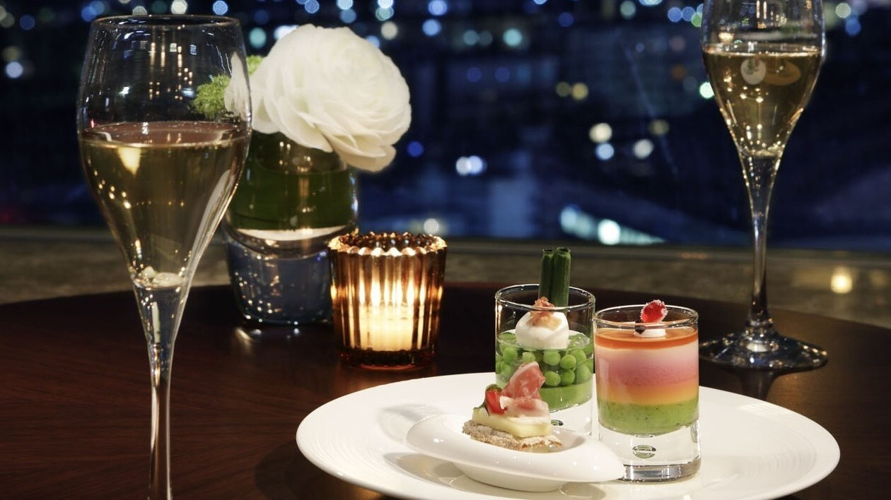 地上100mから景色を一望。イブニングは予約でゆっくりと4038998