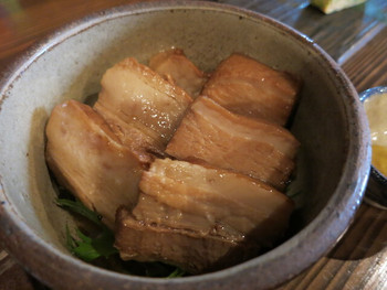「てぃんさぐぬ花」料理 590813 ラフテー