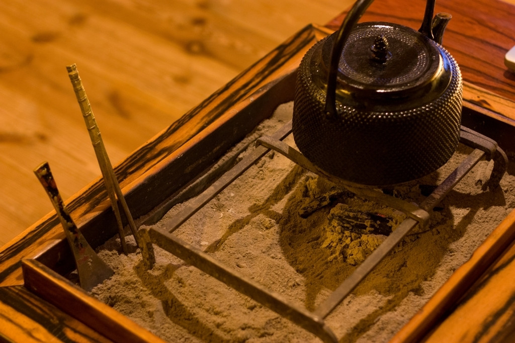 囲炉裏のある宿で安らぎませんか？941720