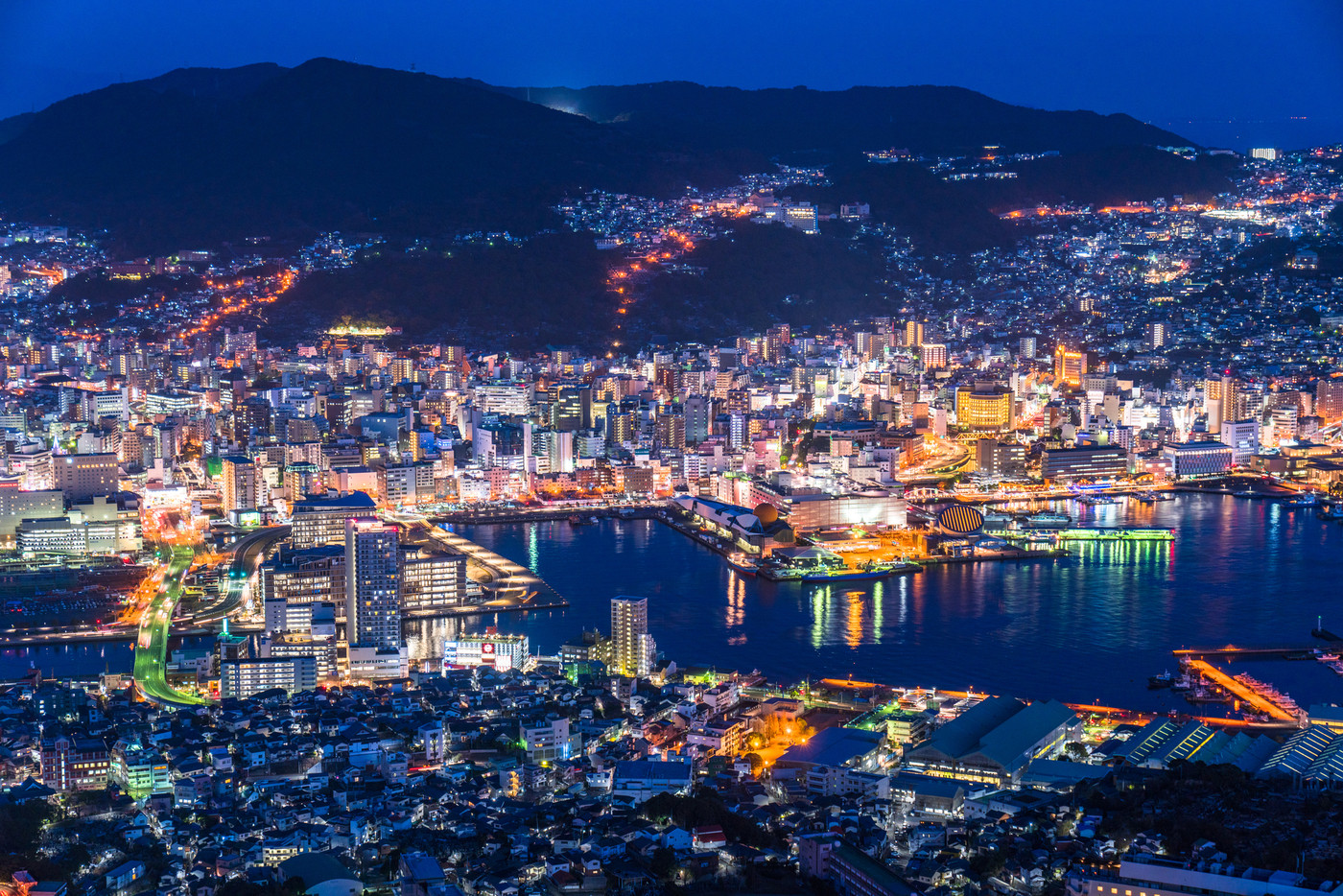 《長崎県》稲佐山の夜景・日本三大夜景