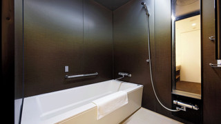 フォースルーム