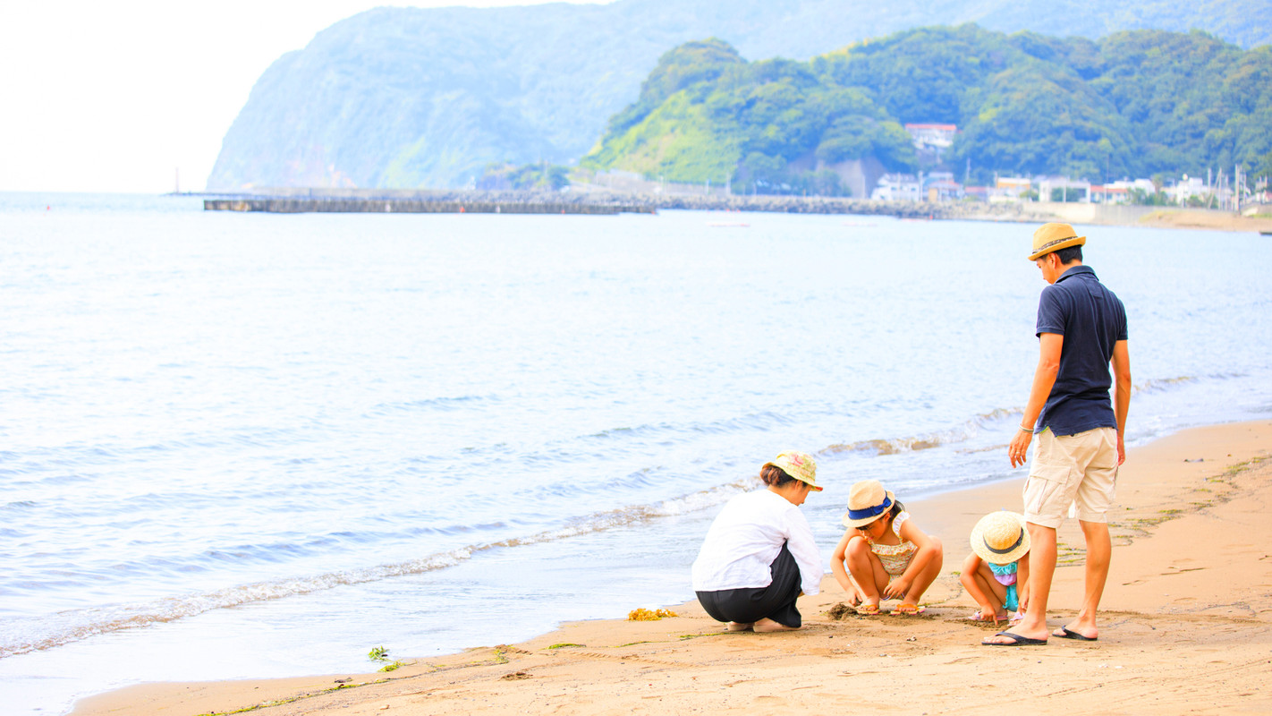 西伊豆土肥温泉 碧き凪ぎの宿 明治館(ニシイズトイオンセン アオキナギノヤド メイジカン) / 1