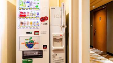 自動販売機 / 13