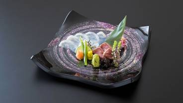 食事・飲み物 / 10