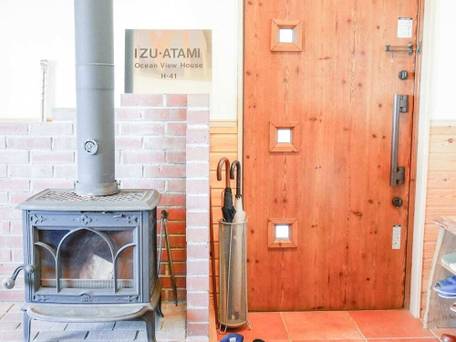 IZU‐ATAMI Ocean‐View House / 1