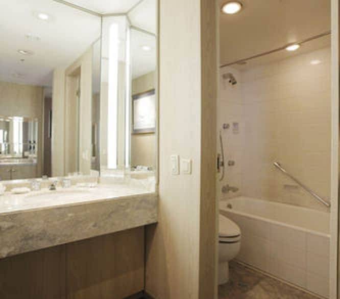 タワー館バスルーム例 / 3