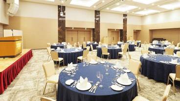 ボールルーム / 12