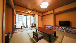 和室　共用バスルーム