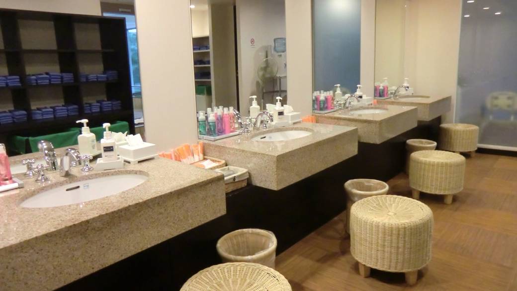 大浴場 パウダールーム / 3