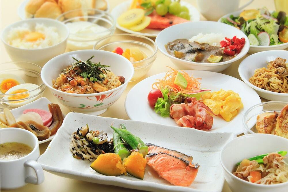 広々ベッドで快適♪ブランド米の朝食バイキングも楽しみ4270249