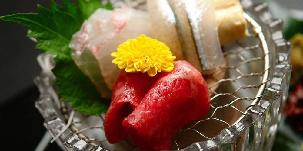 季節の美味を個室でいただく4245608