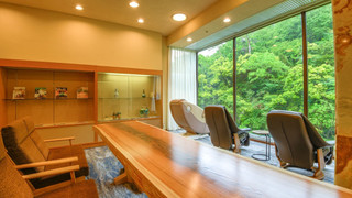 [渓流眺望]サウナ＆源泉露天風呂付き洋室ツイン(2025年誕生)