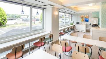 朝食スペース / 8