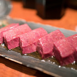 肉好きから絶大な信頼!南青山「よろにく」で過ごす極上焼肉時間