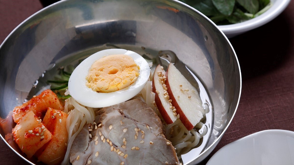 湯上がりの無料アイスキャンディーにご満悦♪4069246