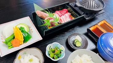 食事・飲み物 / 17