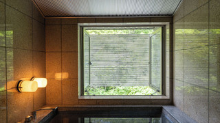 半露天温泉メゾネット和洋室