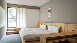 デラックス ツインルーム 別館 (with projector)