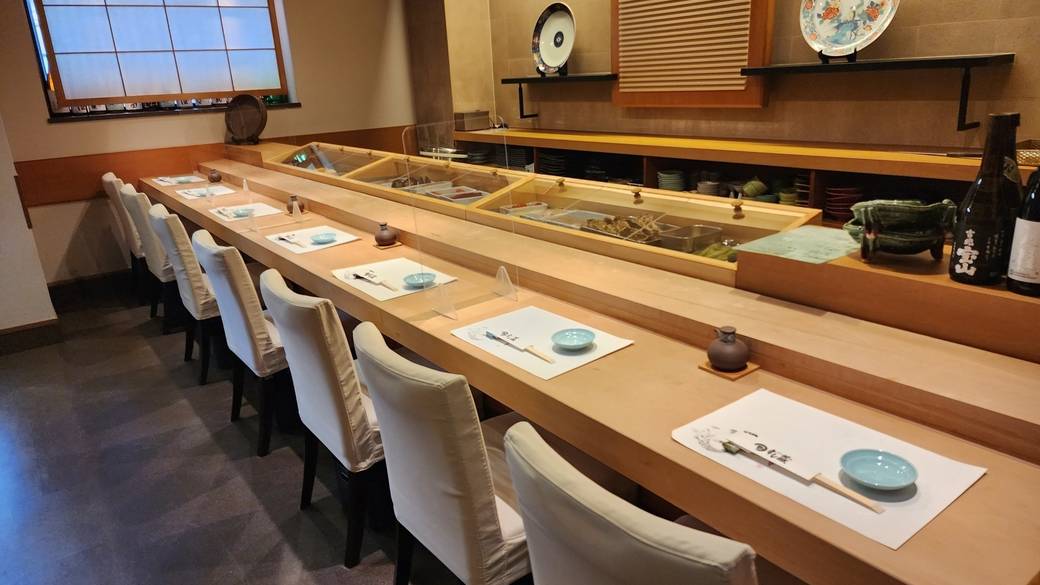 すし蔵 店内 / 4