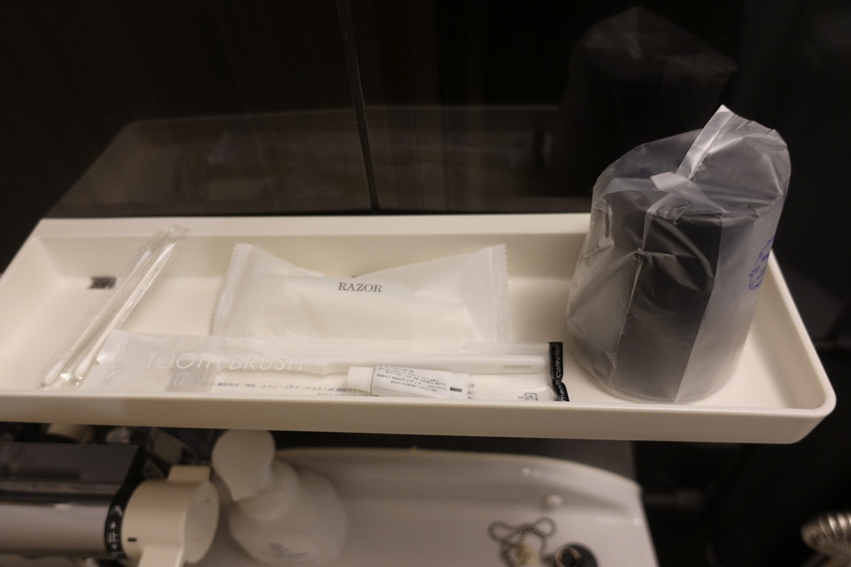 歯ブラシやカミソリも揃ってました