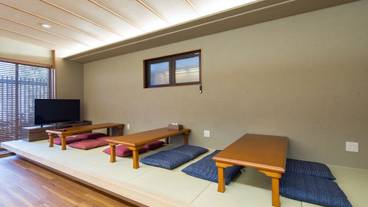 ロビー応接スペース / 3