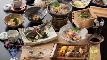 食事・飲み物 / 12