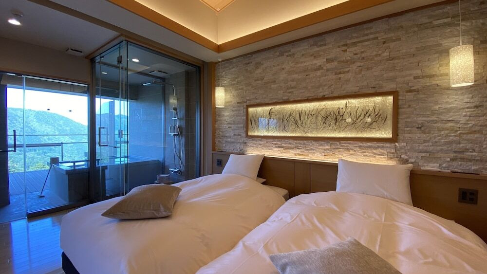 陵／ベッドルーム