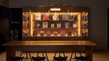 内部エントランス / 2