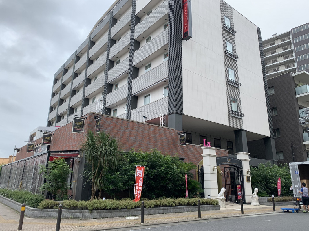 ぱっと見はマンションに見えます。でもホテル