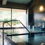 まちに溶け込み、湯治文化を感じて。 古き良き俵山温泉で心ほぐれる滞在を