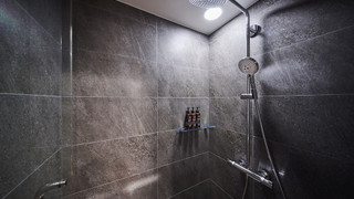 コンフォート ダブルルーム 禁煙 (シャワーブースのみ)