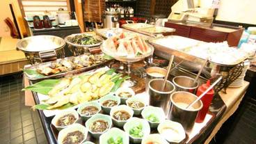 朝食ビュッフェ / 11