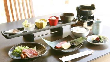 朝食スペース / 10