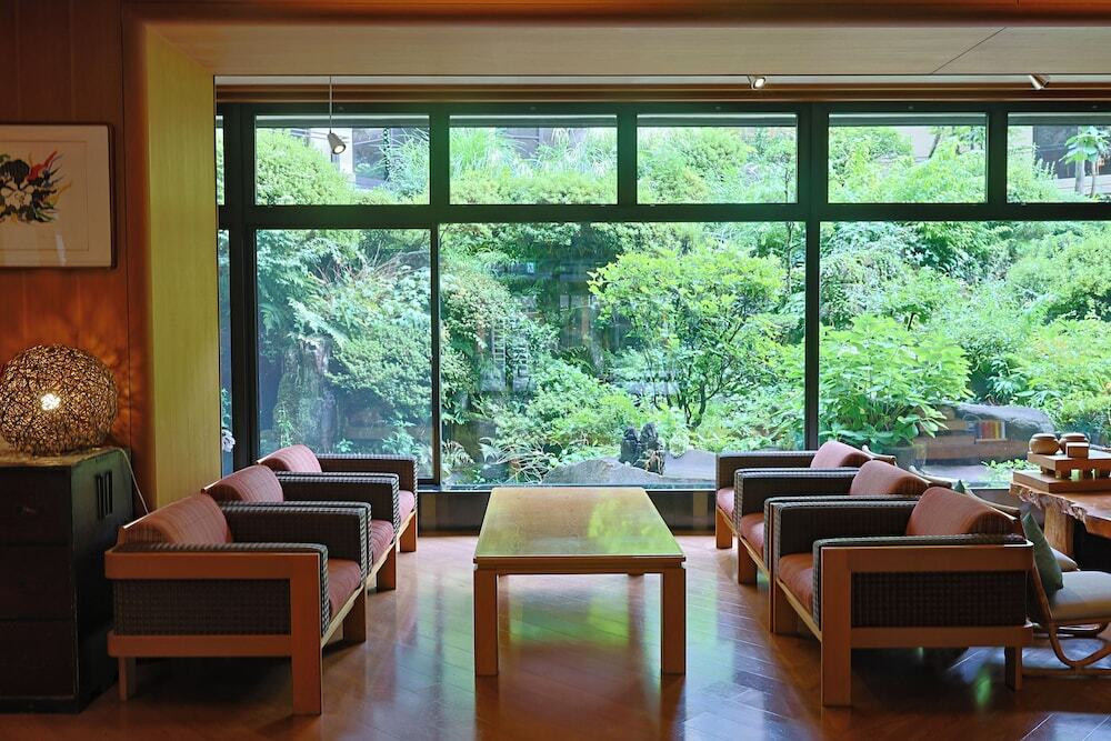 ロビー応接スペース