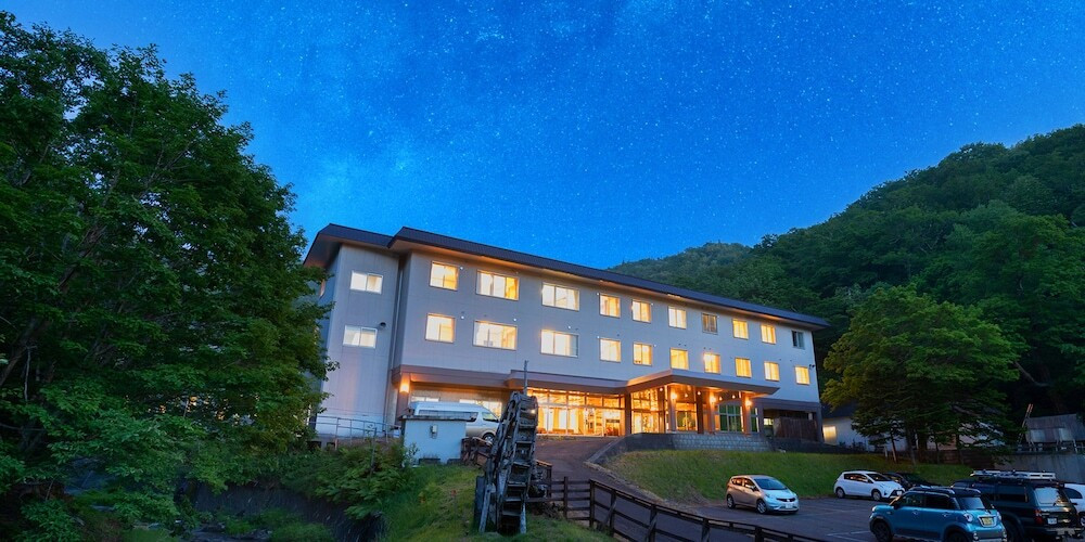 雄大な自然に囲まれた「知床」の温泉宿4037229