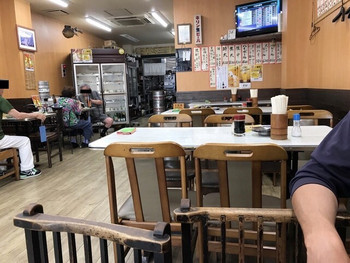 「源蔵本店」 内観 73345134 2017年9月　　店内2