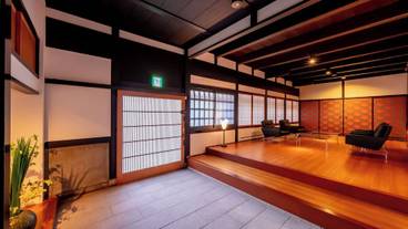 内部エントランス / 3